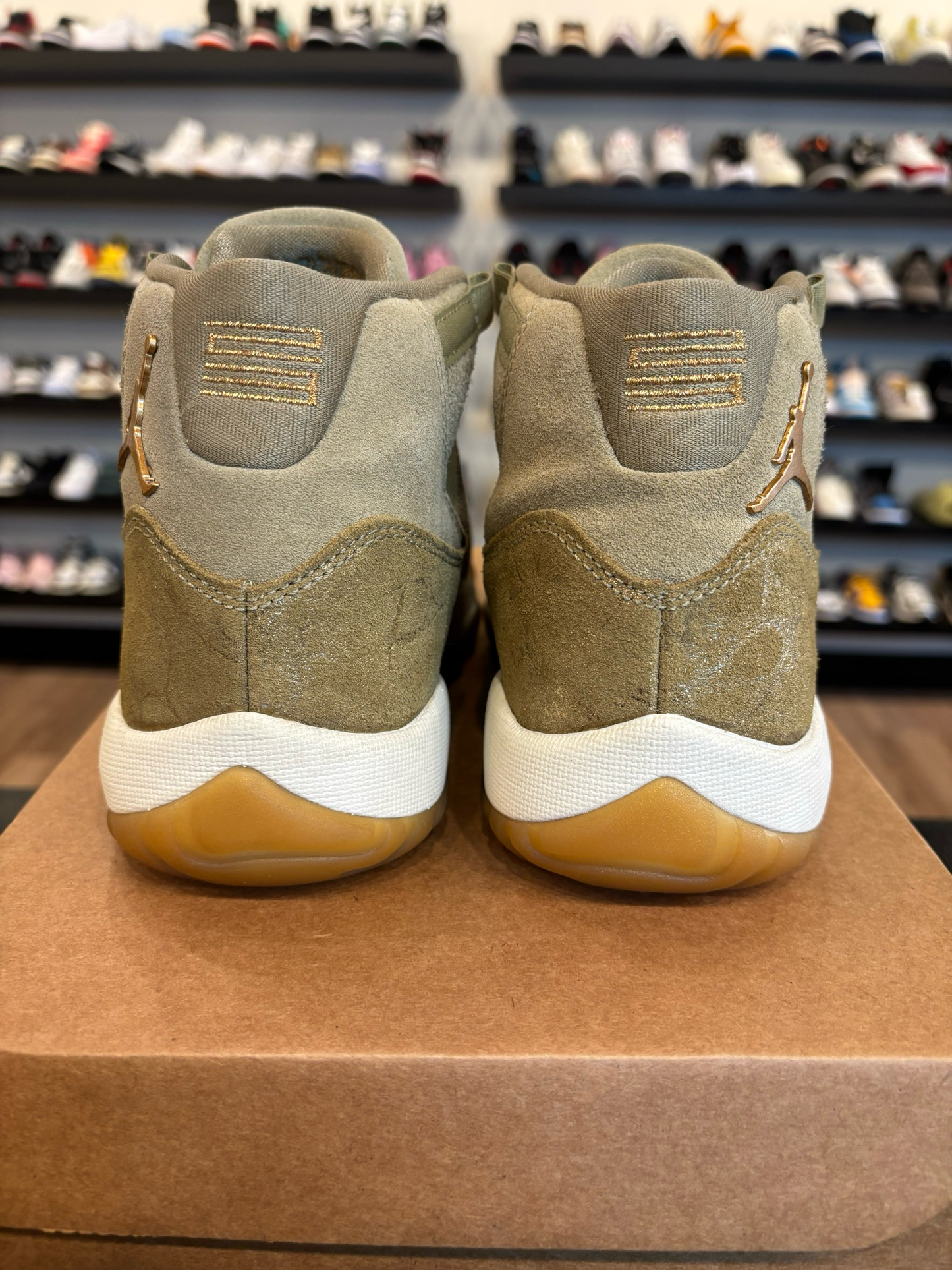 Jordan 11 Neutral Olive Size 6Y (7.5W) Pre-Owned (No Box) (B)