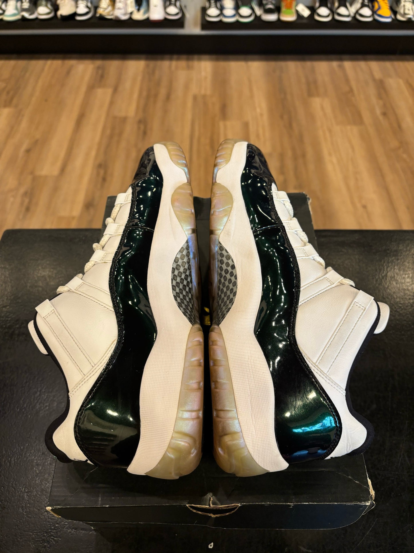 Jordan 11 Low Iridescent Size 13 Pre-Owned