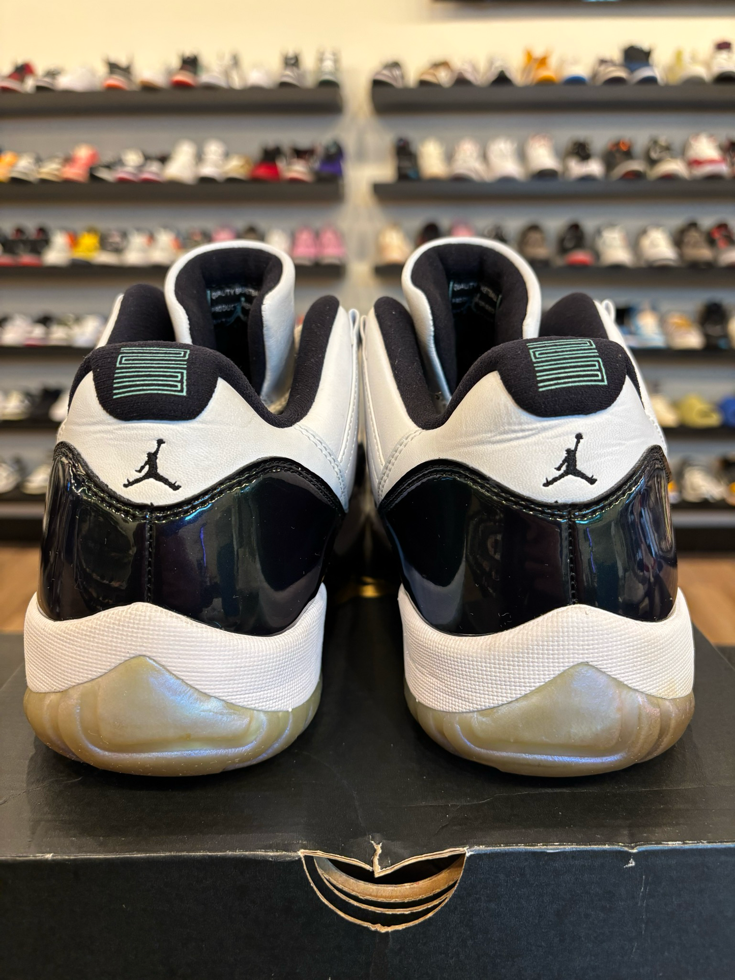 Jordan 11 Low Iridescent Size 13 Pre-Owned