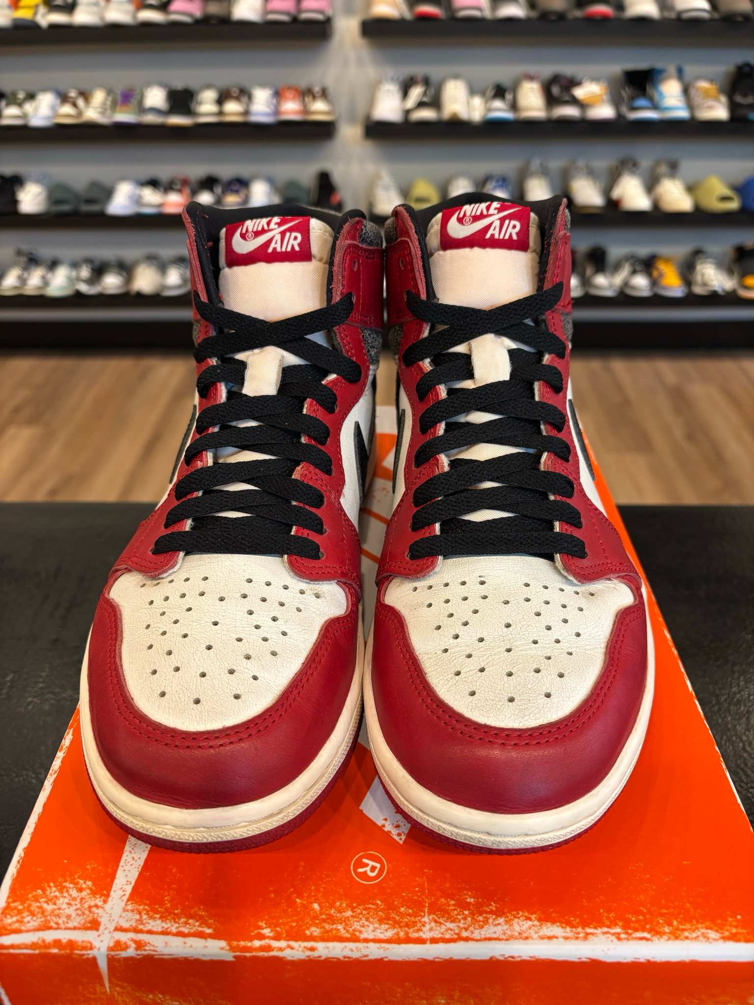 Jordan 1 Lost and Found Size 8 Pre-Owned