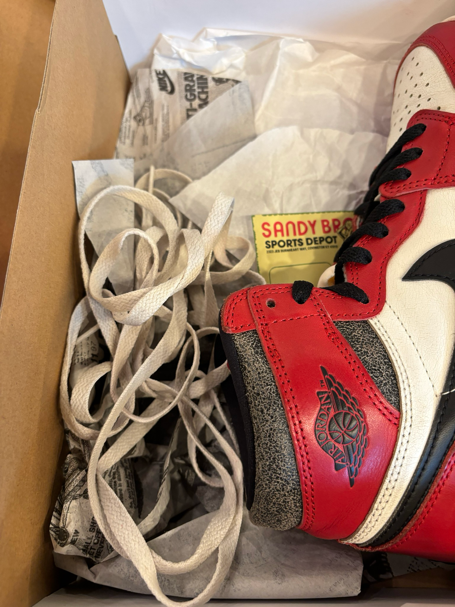 Jordan 1 Lost and Found Size 8 Pre-Owned