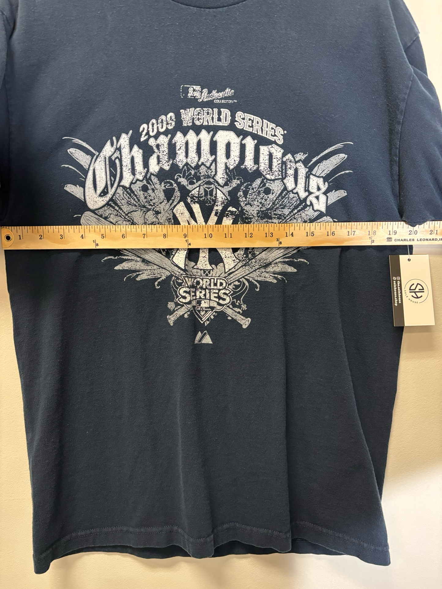 Yankees 2009 World Series Champs Tee Blue Size Large Vintage