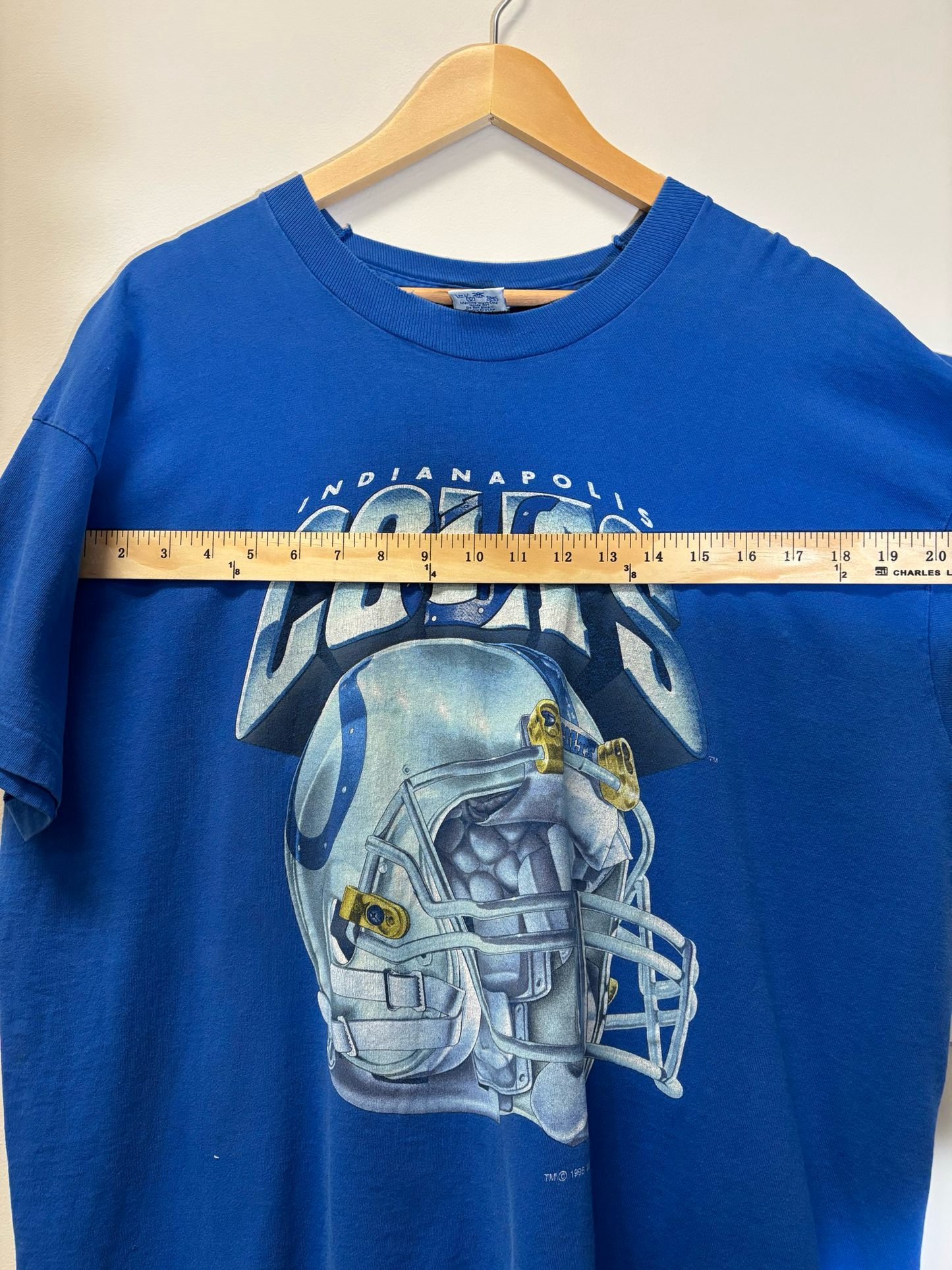 Indianapolis Colts Salem Helmet Tee Blue Size XL Vintage