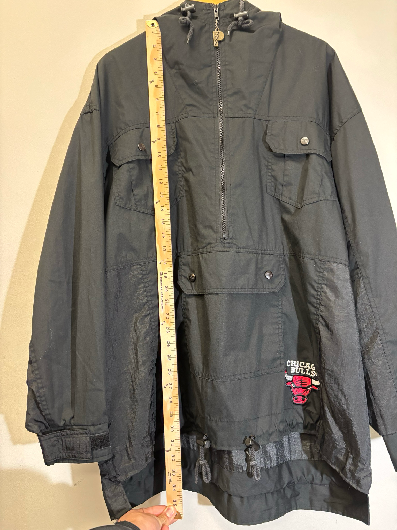 Bulls Pro Player Black Jacket Size XL Vintage