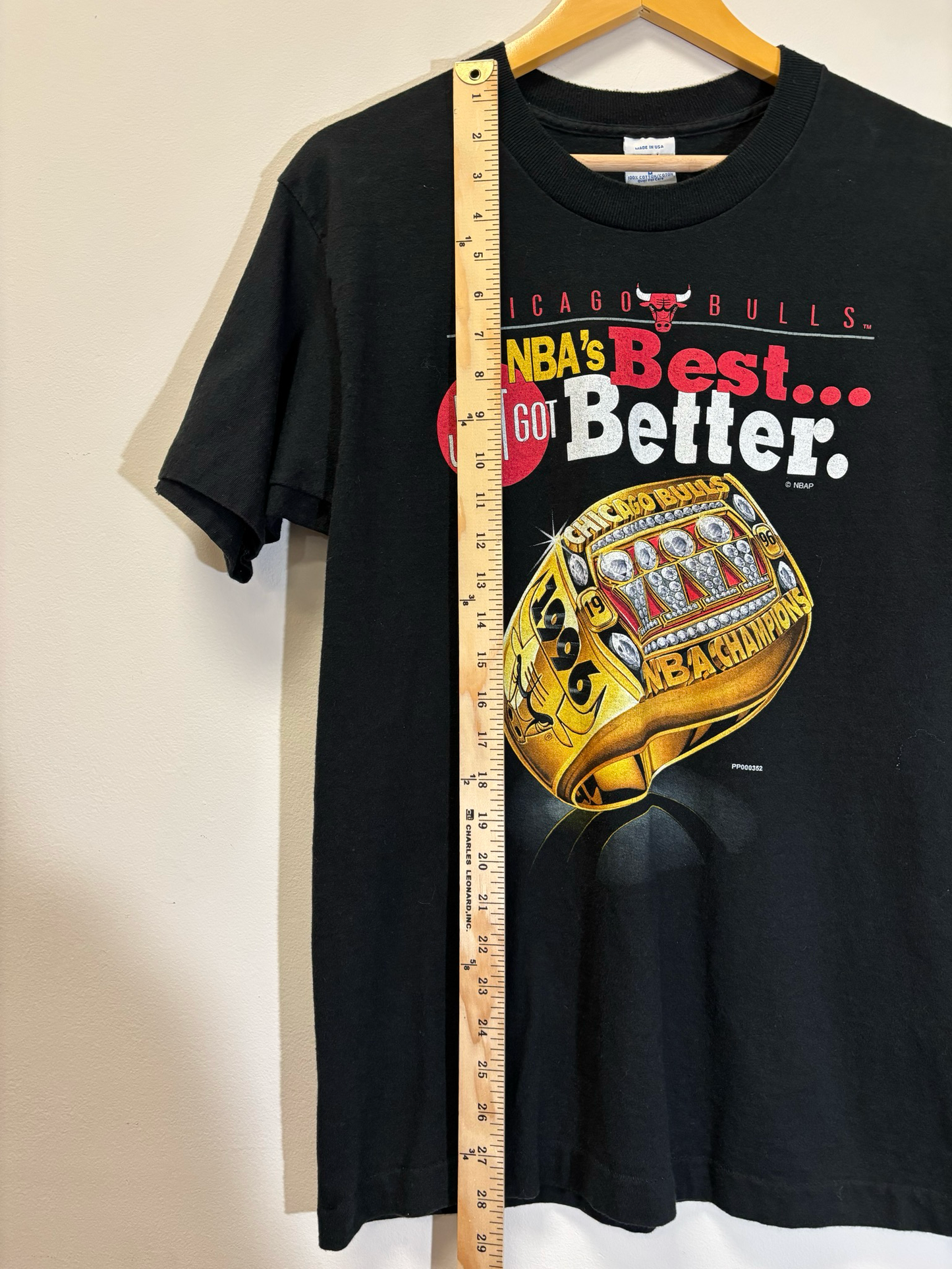 Salem Chicago Bulls Best Got Better Ring Tee Black Size Medium Vintage
