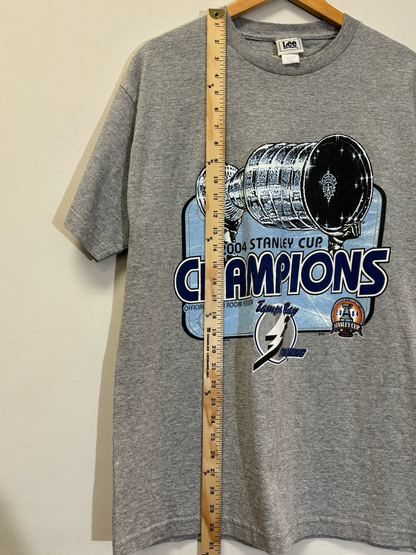 Tampa Bay Lightning Stanley Cup 2004 Tee Grey Size Large Vintage