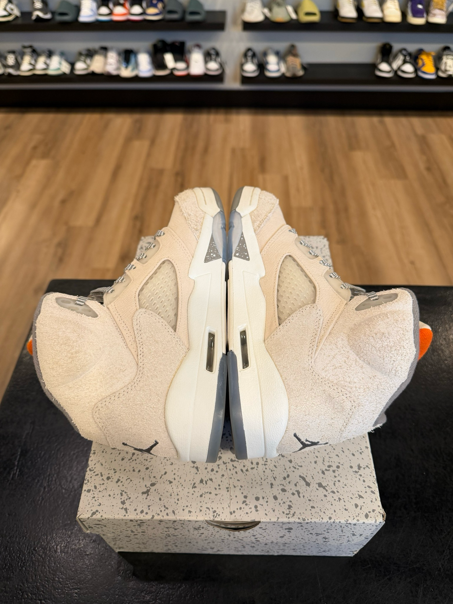 Jordan 5 Craft Ivory Size 7Y (8.5W) Pre-Owned