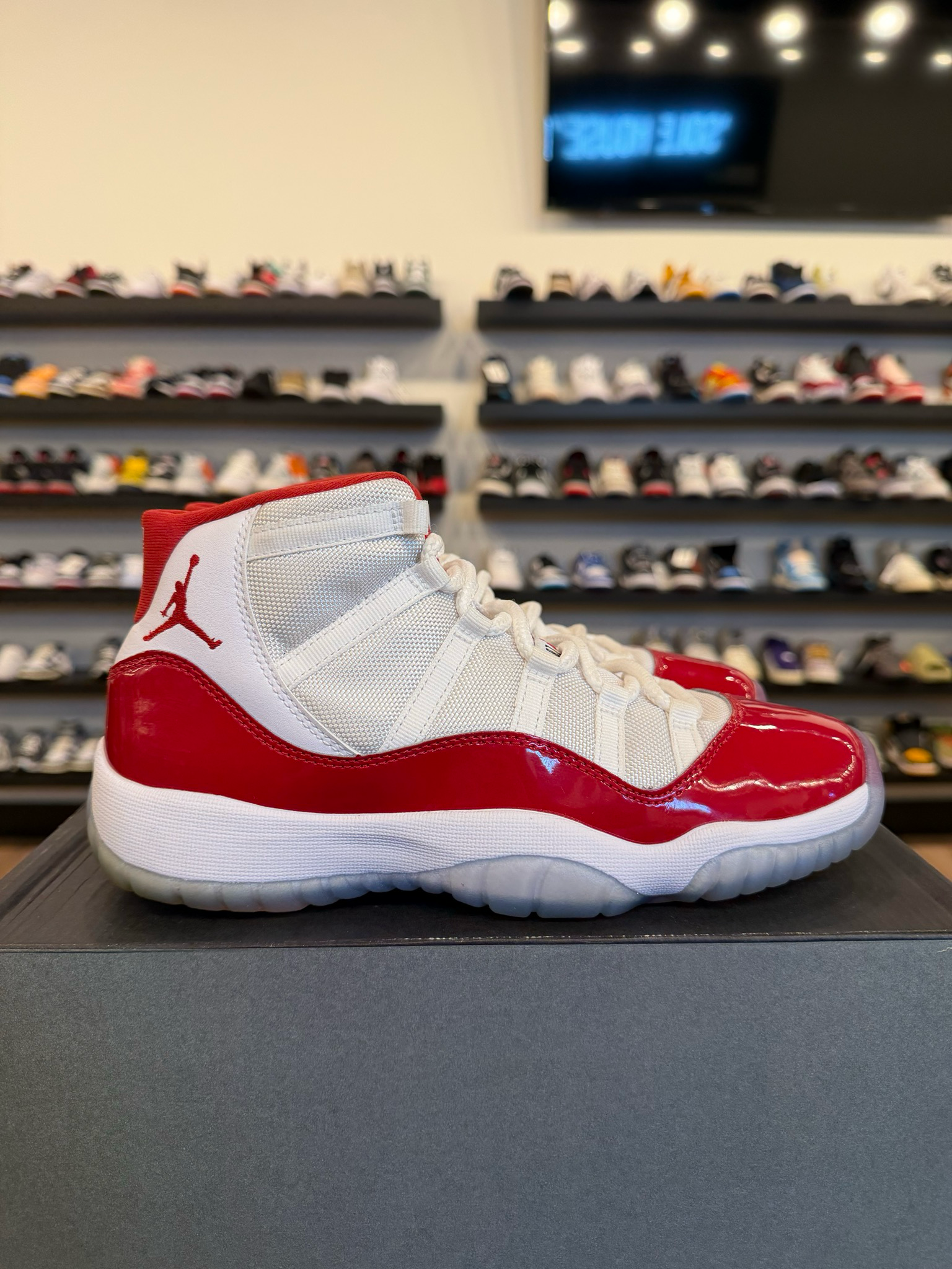 Jordan 11 Cherry Size 7Y (8.5W) Pre-Owned (A)