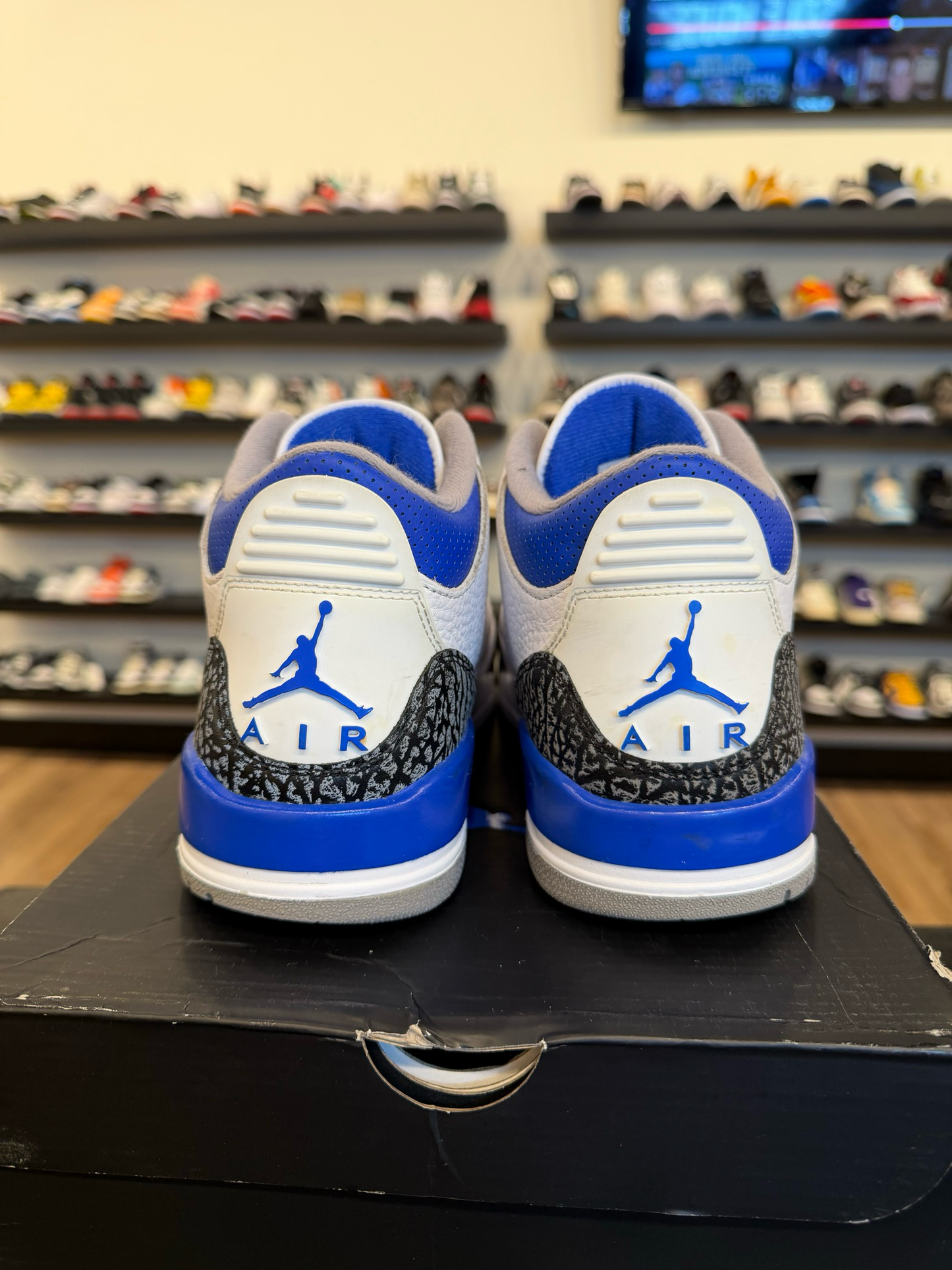 Jordan 3 Racer Blue Size 8.5 Pre-Owned