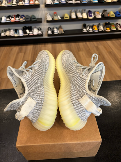 Yeezy 350 V2 Static Size 9 Pre-Owned (No Box)