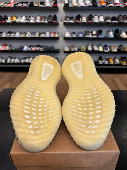 Yeezy 350 V2 Zebra Size 8 Pre-Owned (No Box)