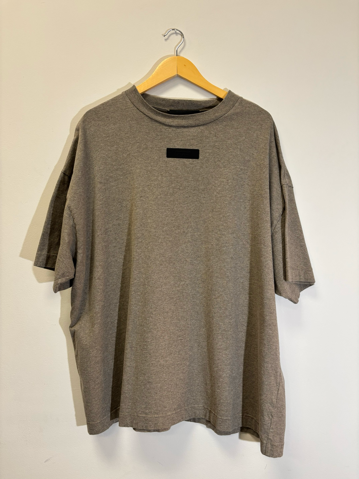 Essentials Fear Of God Tee Grey Size Medium Pre-Owned