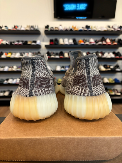 Yeezy 350 V2 Zion Size 9 Pre-Owned (No Box)