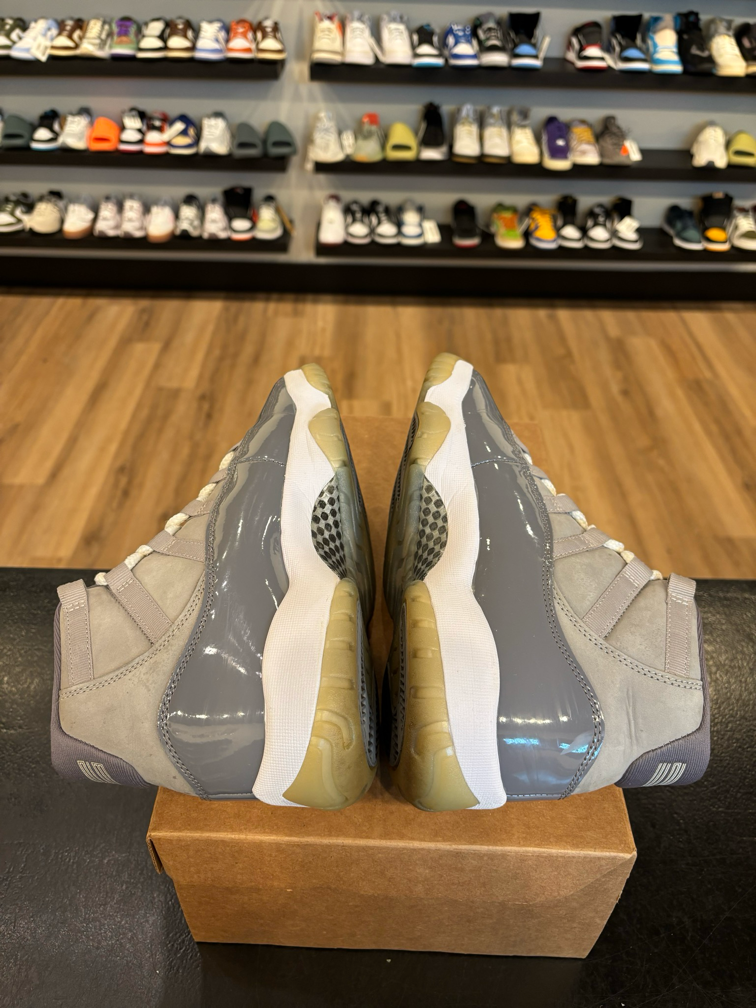 Jordan 11 Cool Grey Size 8 Pre-Owned (No Box)