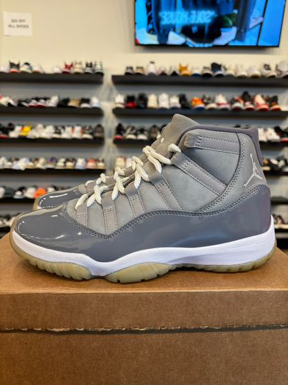 Jordan 11 Cool Grey Size 8 Pre-Owned (No Box)