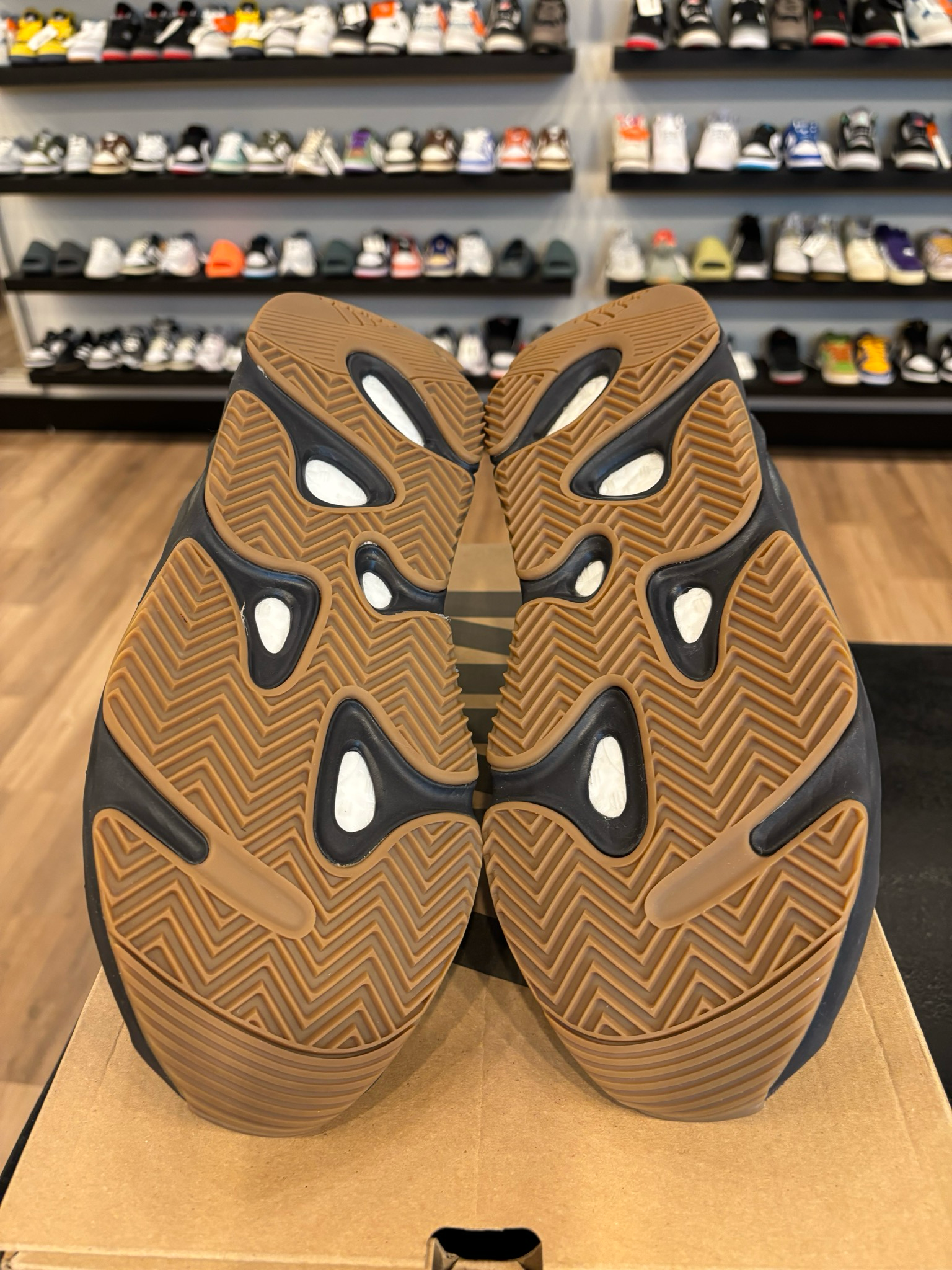 Yeezy 700 Utility Black Size 13 Pre-Owned