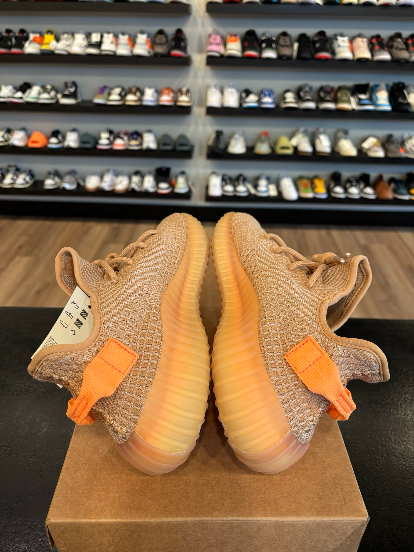 Yeezy 350 V2 Clay Size 8.5 Brand New (No Box)