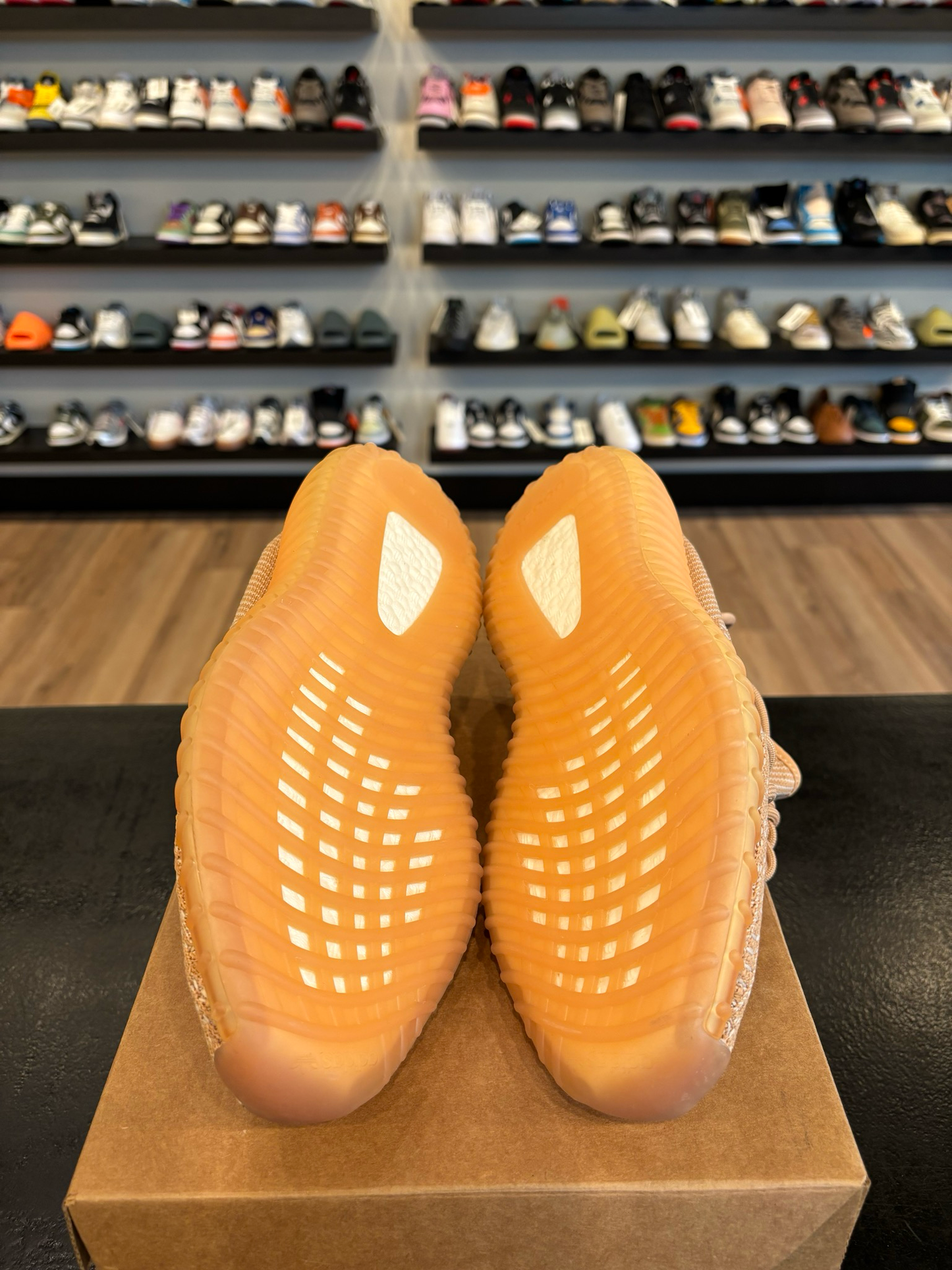 Yeezy 350 V2 Clay Size 8.5 Brand New (No Box)
