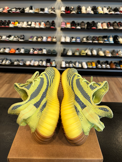 Yeezy 350 V2 Semi Frozen Size 10 Pre-Owned (No Box)