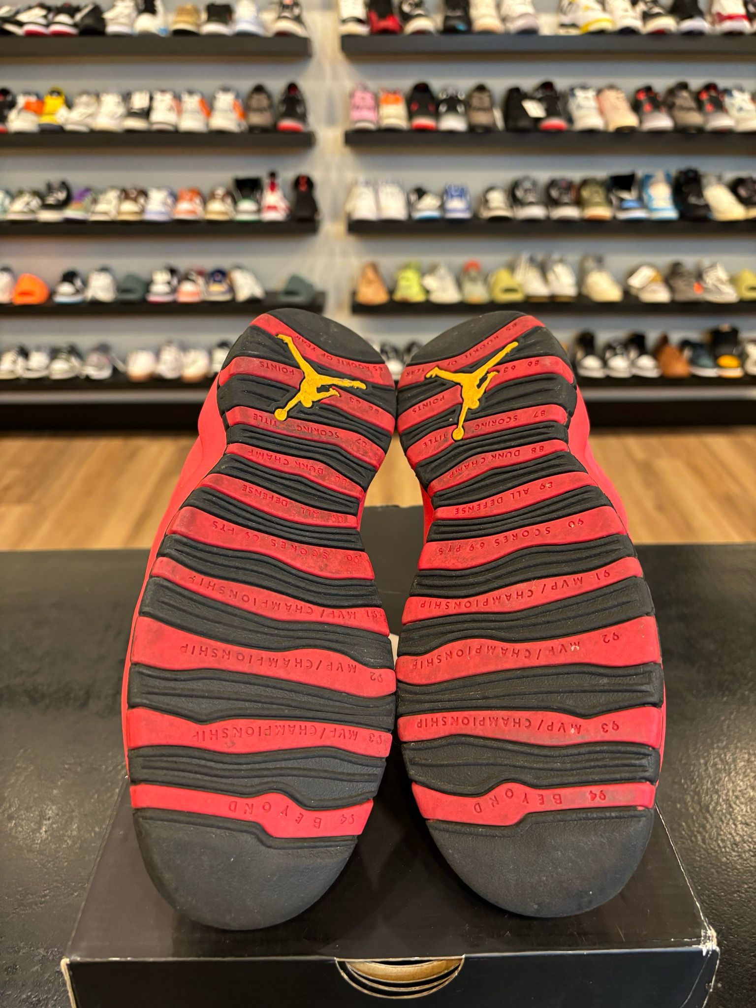 Jordan 10 Fusion Red Size 5.5Y (7W) Pre-Owned