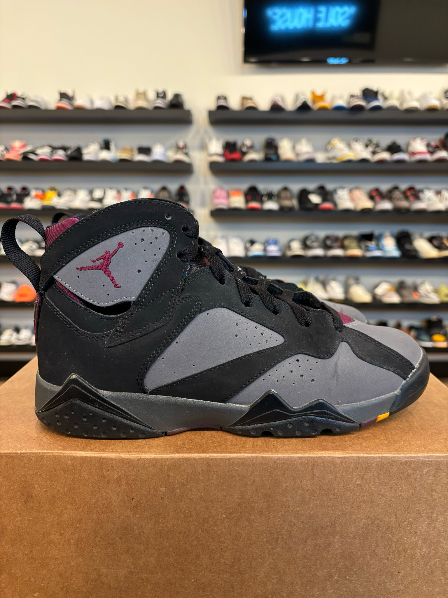 Jordan 7 Bordeaux Size 7Y Pre-Owned (No Box)