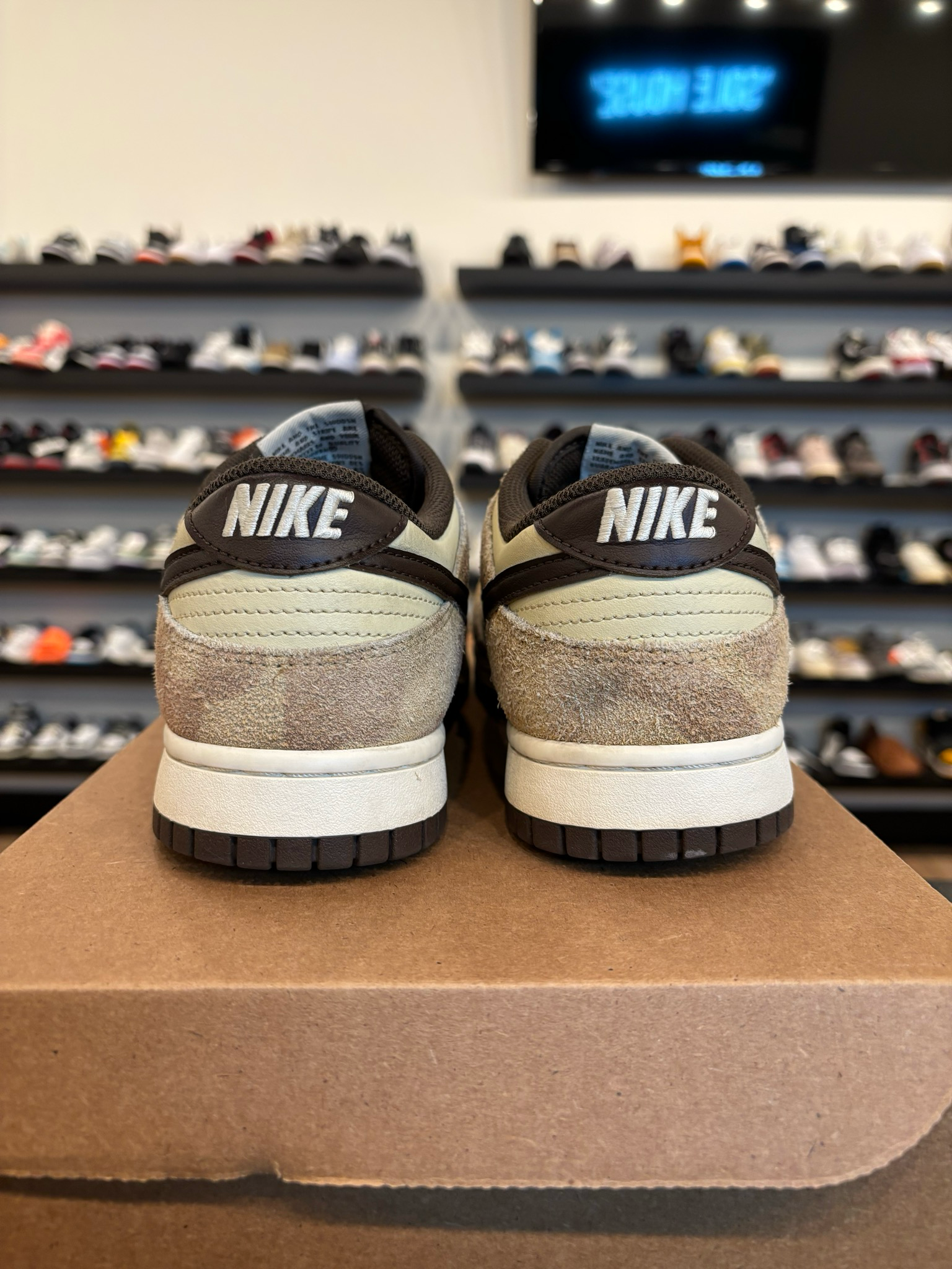 Nike Dunk Low Cheetah Size 8.5 Pre-Owned (No Box)