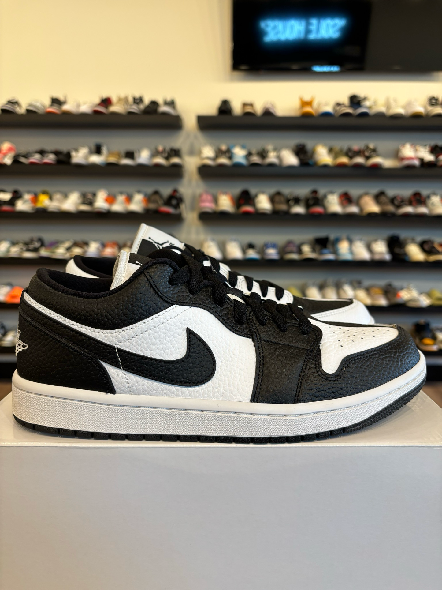 Jordan 1 Low Black White Split Size 8 (9.5W) Pre-Owned