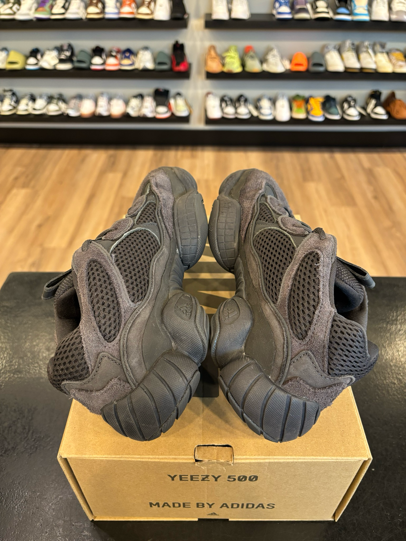 Yeezy 500 Utility Black Size 7.5 Pre-Owned