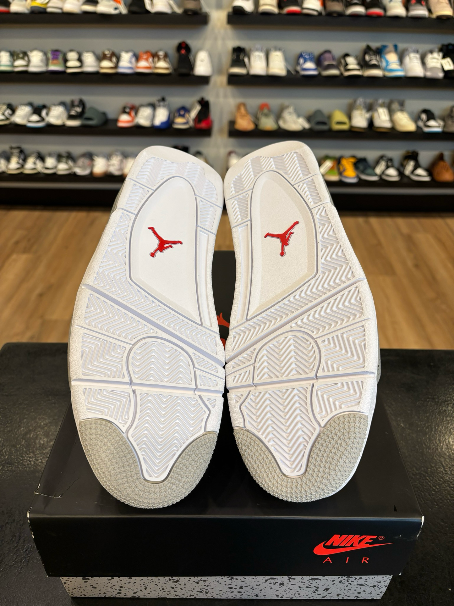 Jordan 4 White Oreo Size 10.5 Brand New (Replacement Box)