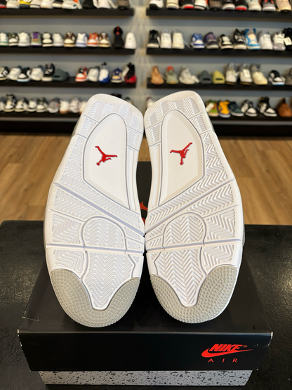 Jordan 4 White Oreo Size 10.5 Brand New (Replacement Box)