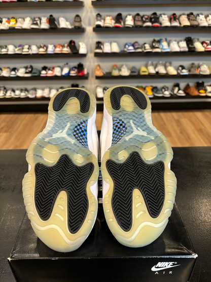 Jordan 11 Low Legend Blue Size 9.5 Pre-Owned