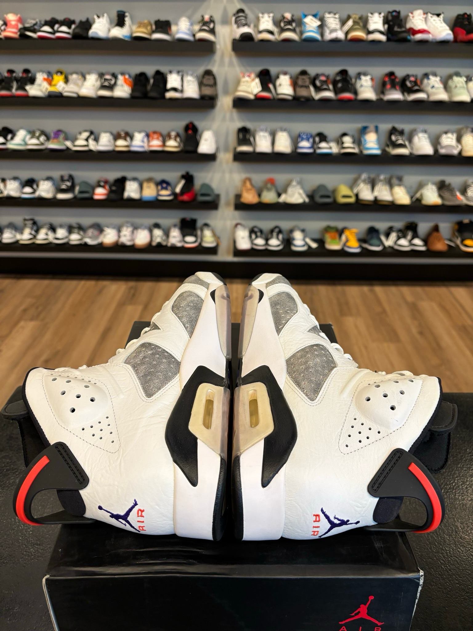 Jordan 6 Flight Nostalgia Size 11.5 Pre-Owned