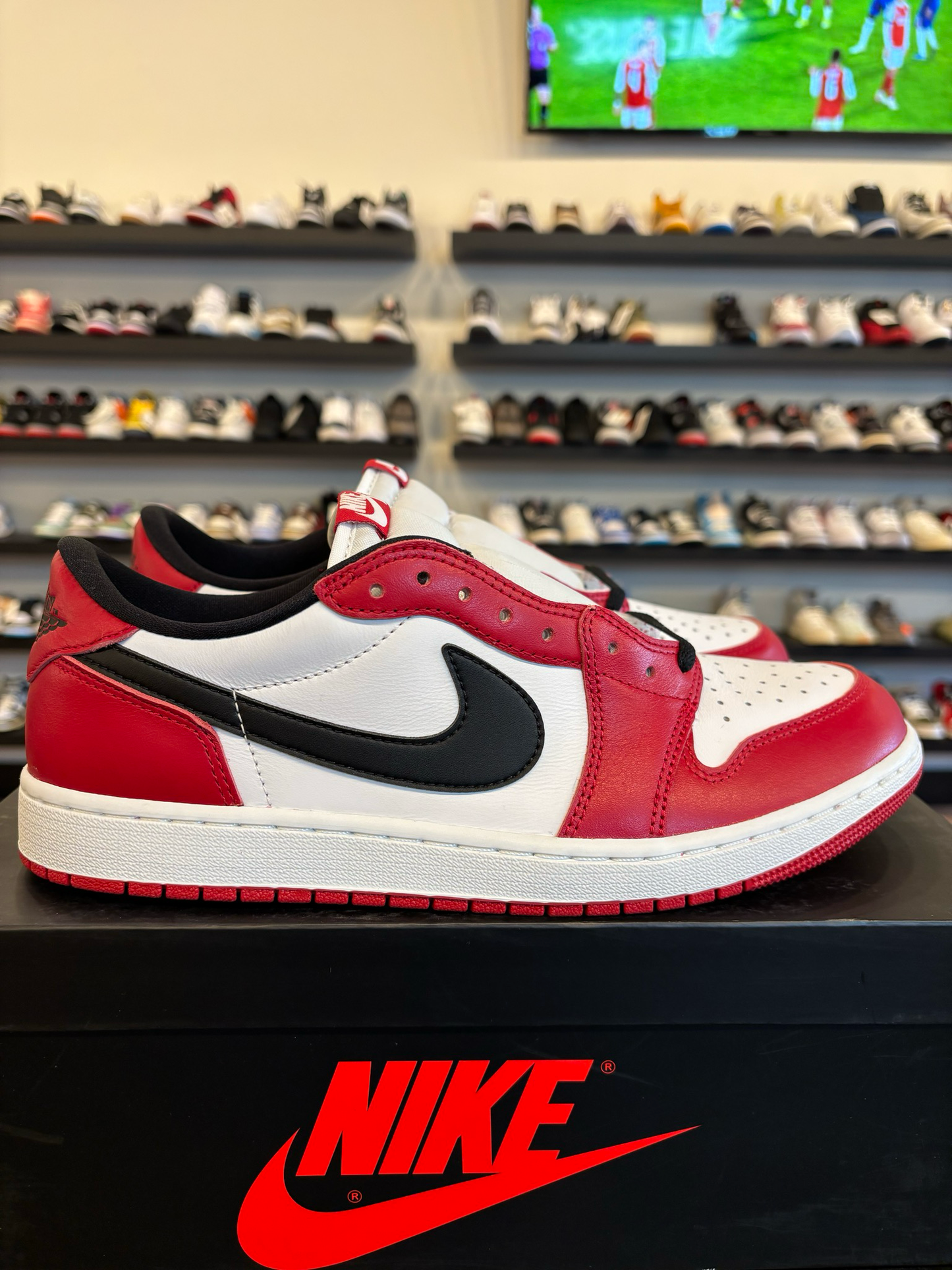 Jordan 1 Low Chicago 2025 Size 11 Brand New