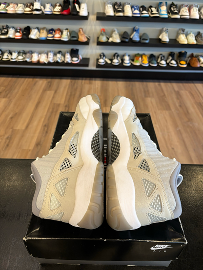 Jordan 11 Low IE Orewood Brown Size 12 Pre-Owned