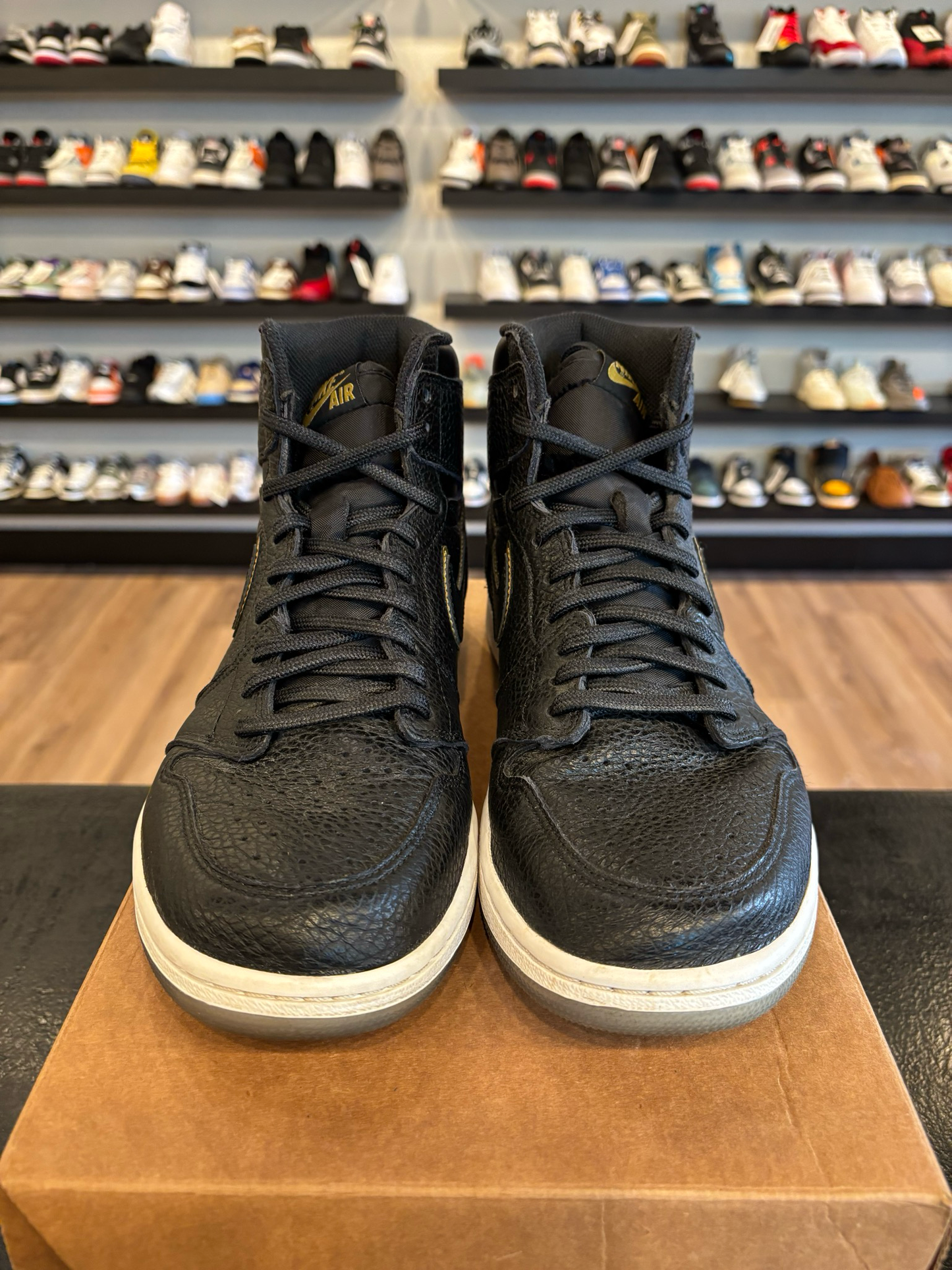 Jordan 1 City Of Flight Size 10.5 Pre-Owned (No Box)