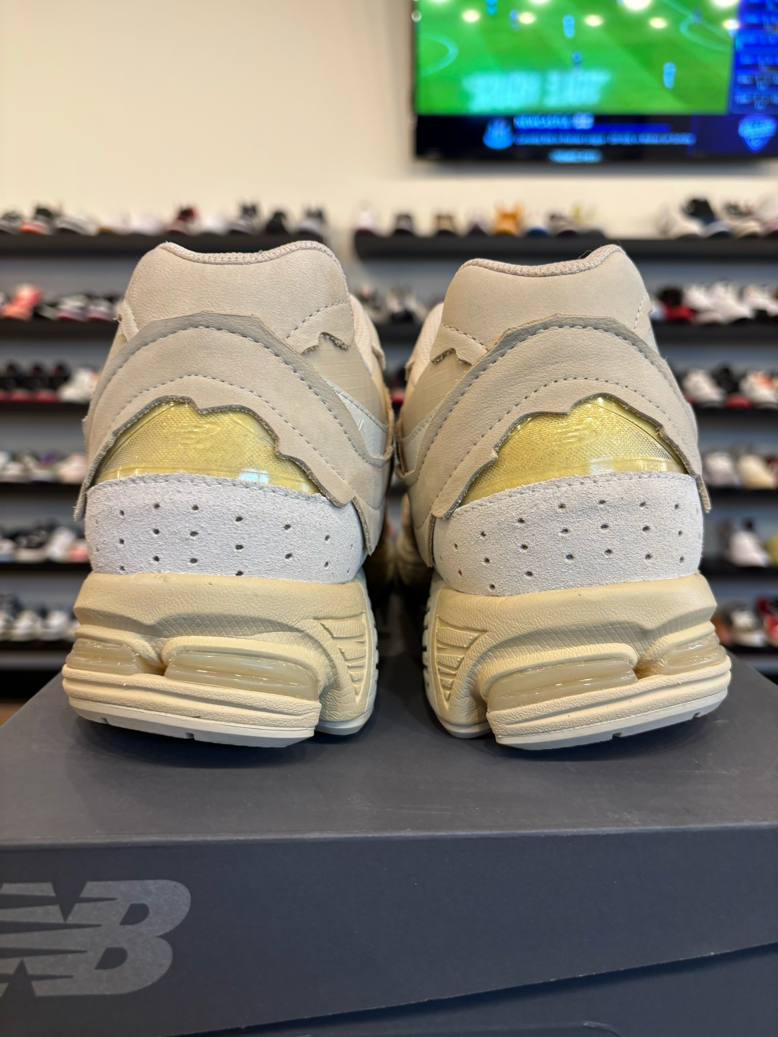 New Balance 2002R Protection Pack Sandstone Size 13 Brand New