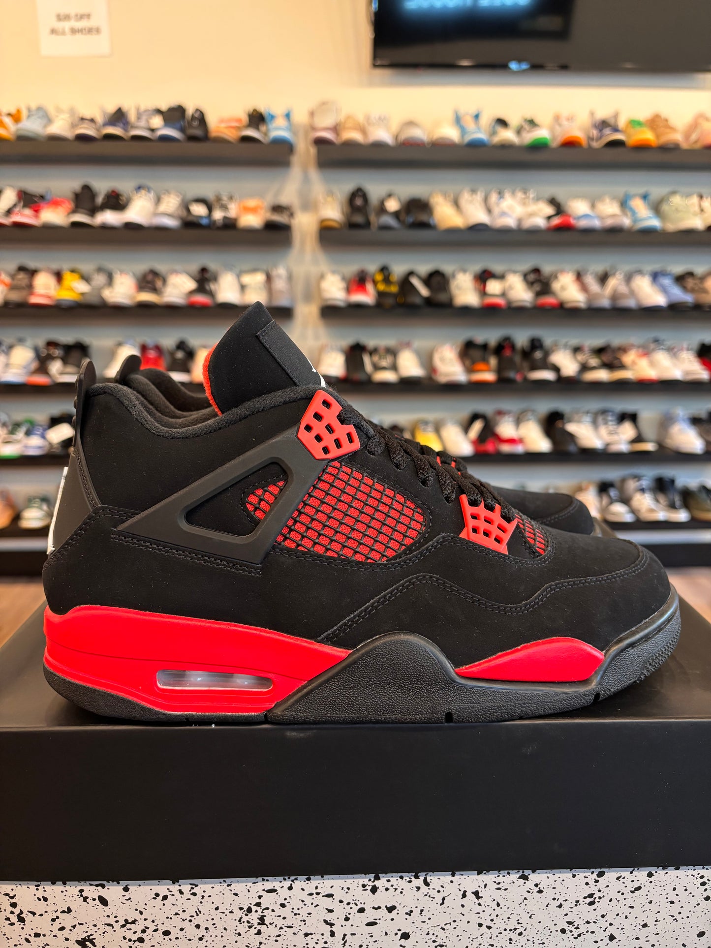 Jordan 4 Red Thunder Size 9.5 Brand New