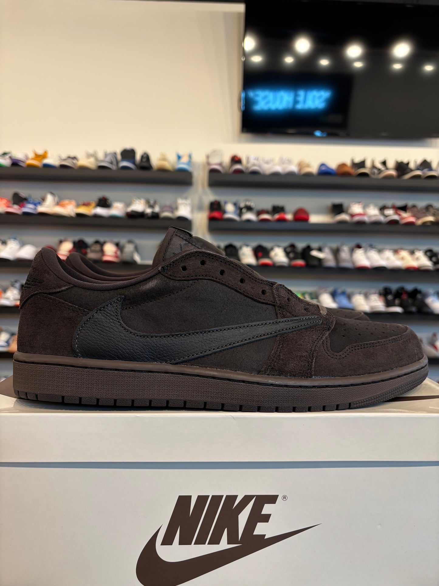 Jordan 1 Low Travis Scott Velvet Brown Size 14 Brand New