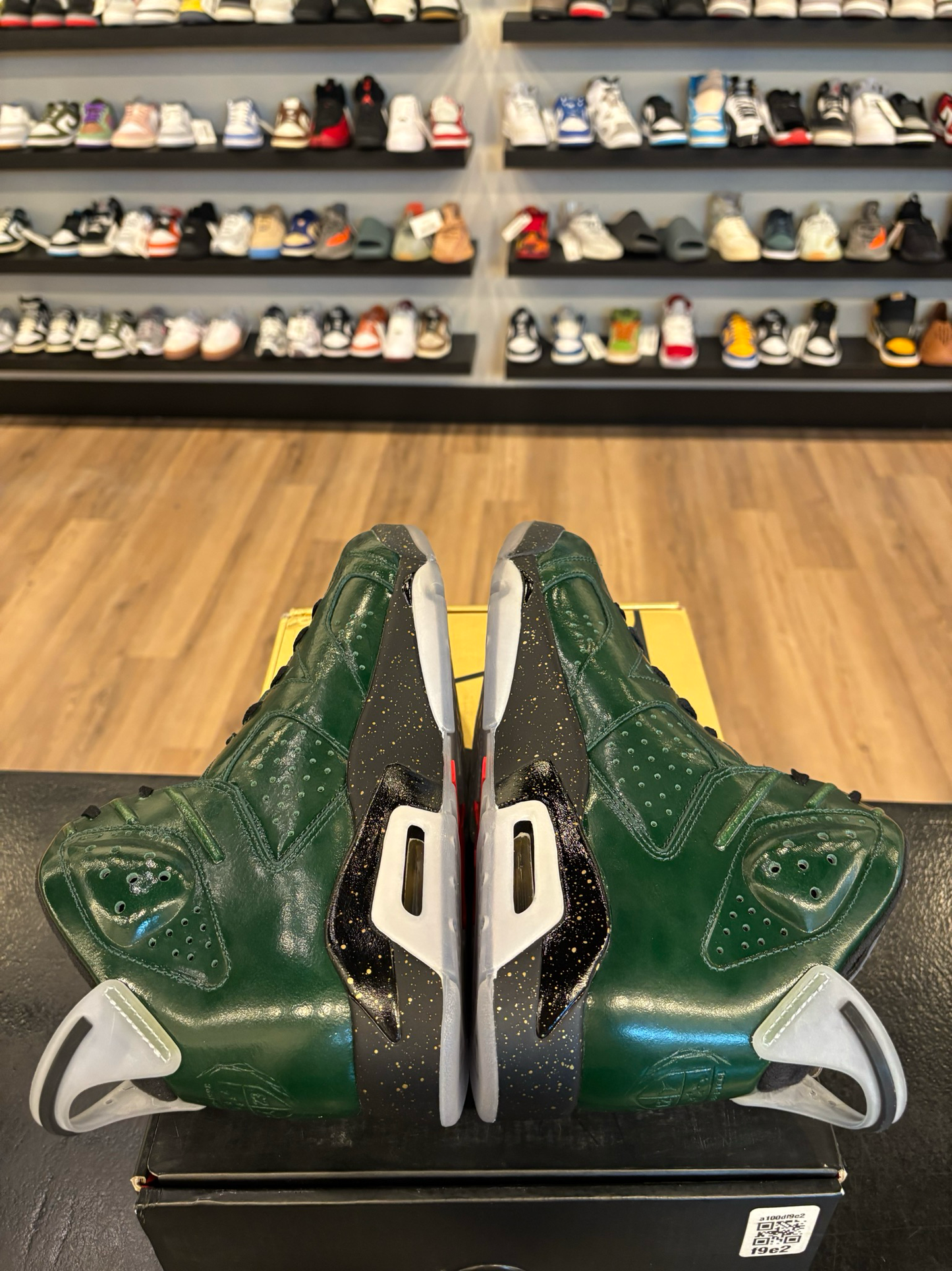 Jordan 6 Champagne Size 10 Brand New