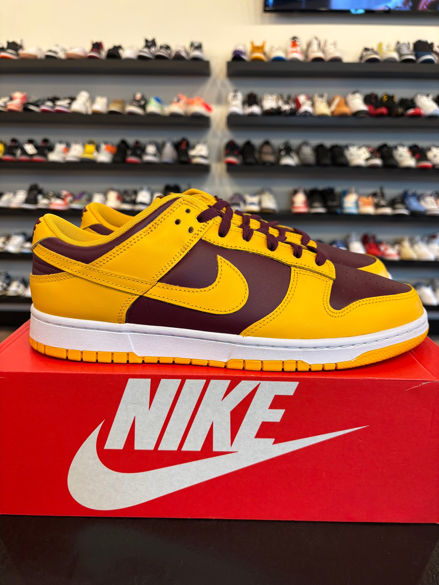 Nike Dunk Low Arizona State Size 11.5 Pre-Owned
