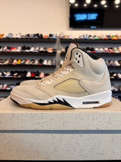 Jordan 5 Sail Size 8.5 Pre-Owned