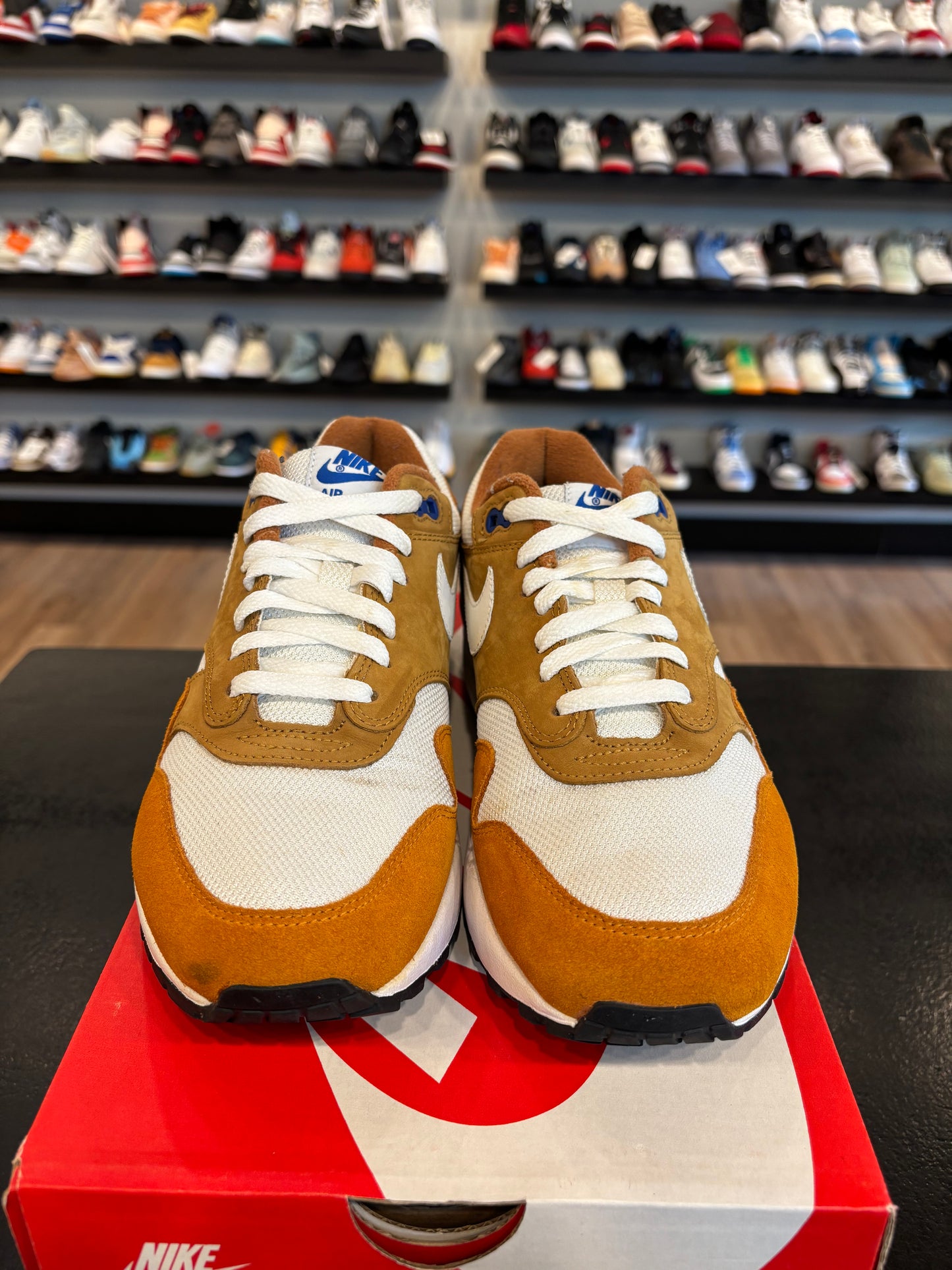 Nike Air Max 1 Curry Size 8 Pre-Owned