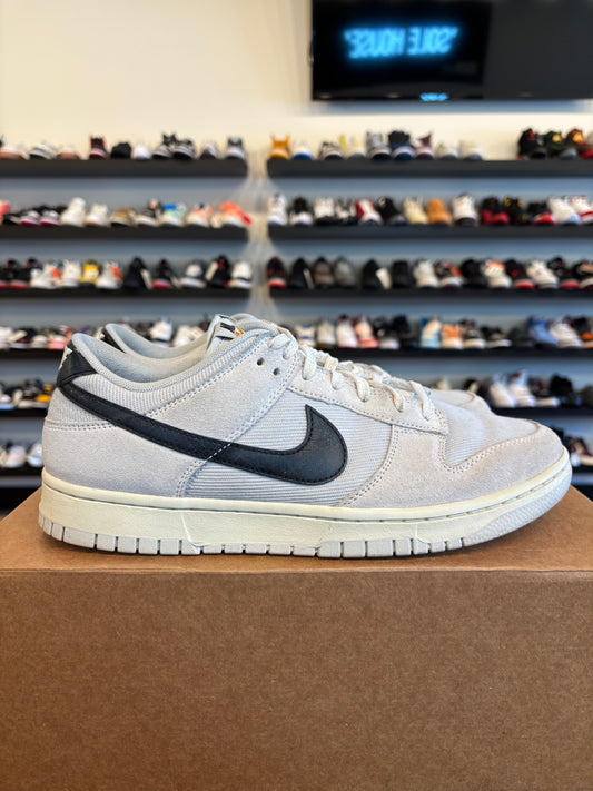 Nike Dunk Low Certified Fresh Size 10 Pre-Owned (No Box)