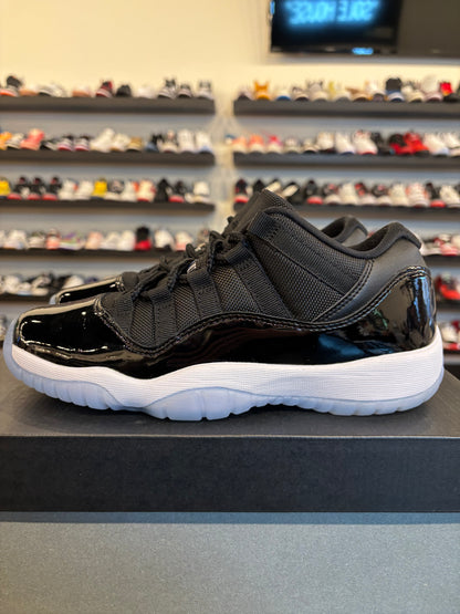 Jordan 11 Low Space Jam Size 5.5Y (7W) Pre-Owned