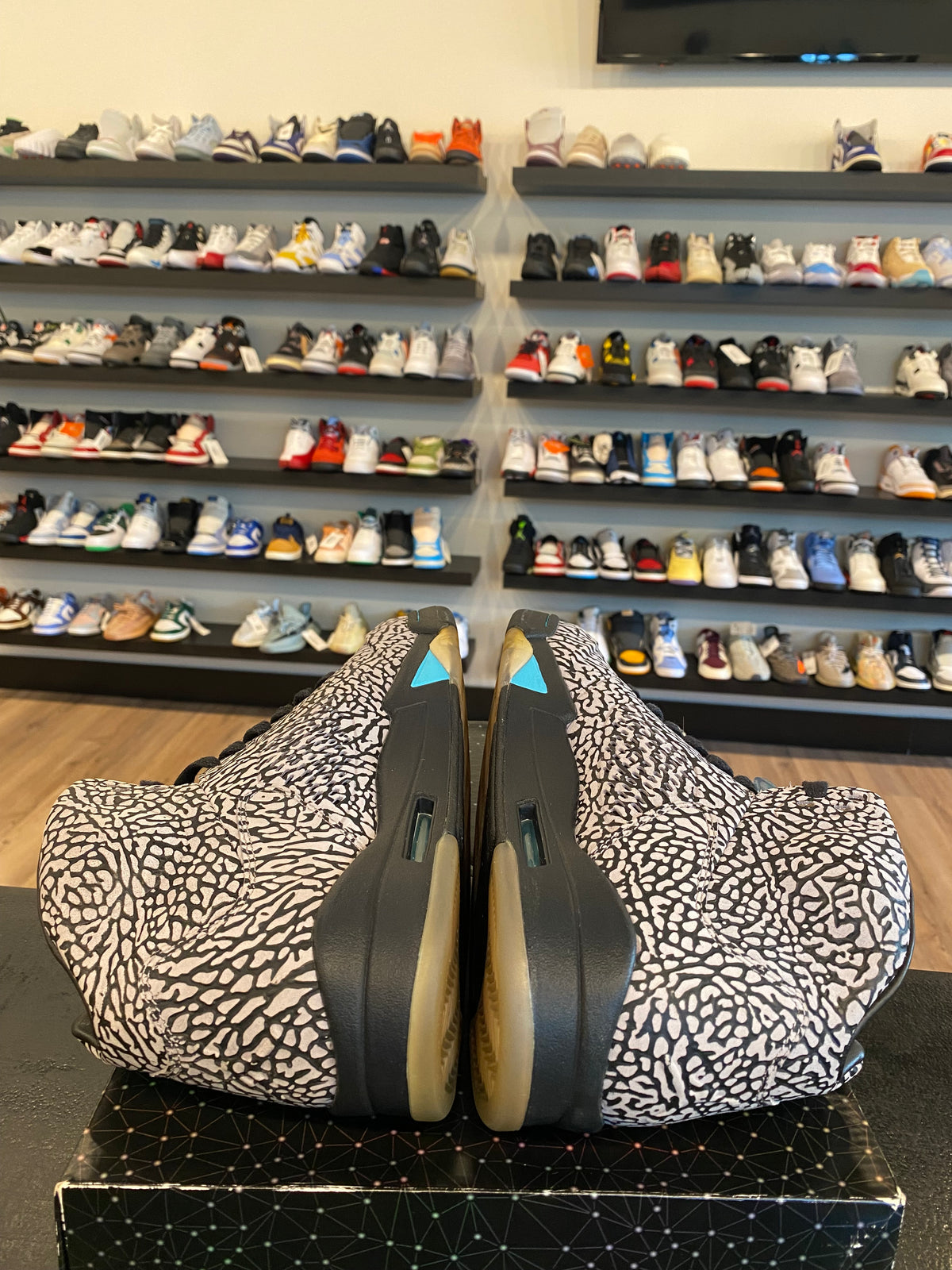 Jordan 5 3Lab5 Size 10.5 Pre-Owned