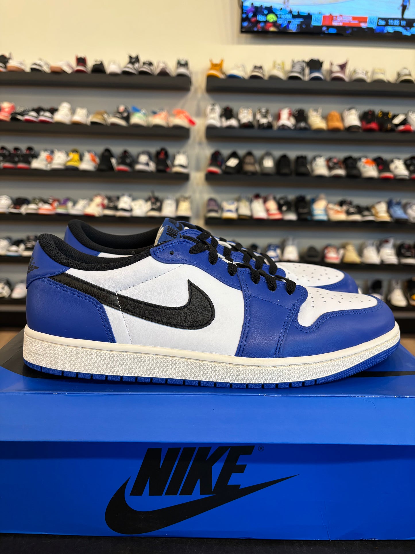 Jordan 1 Low Game Royal Size 13 Pre-Owned
