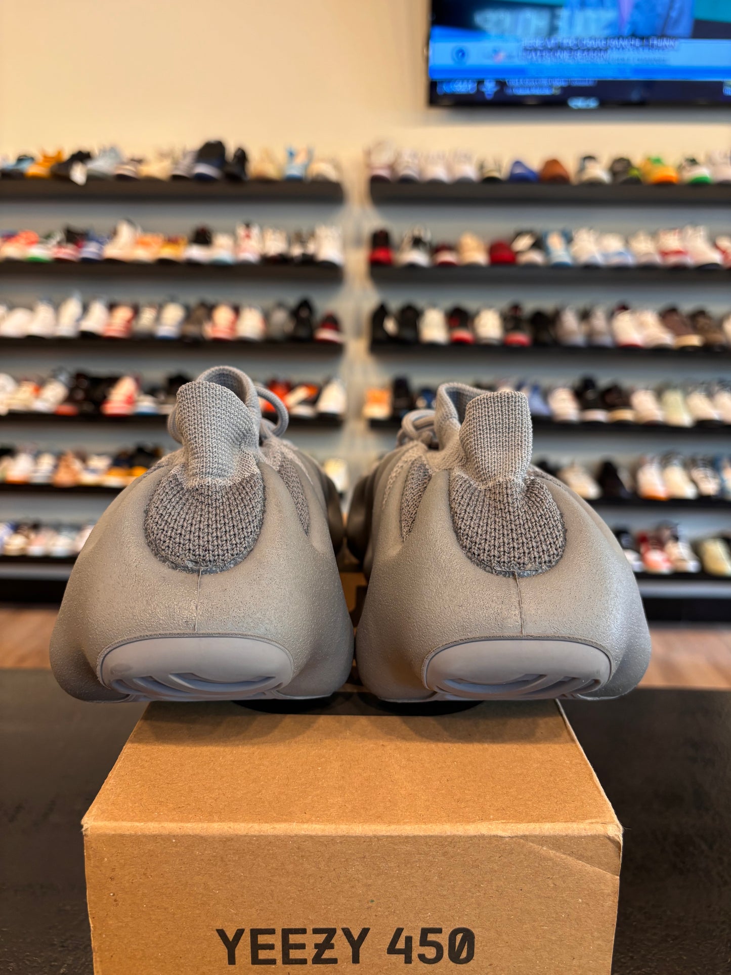Yeezy 450 Stone Grey Size 13 Pre-Owned