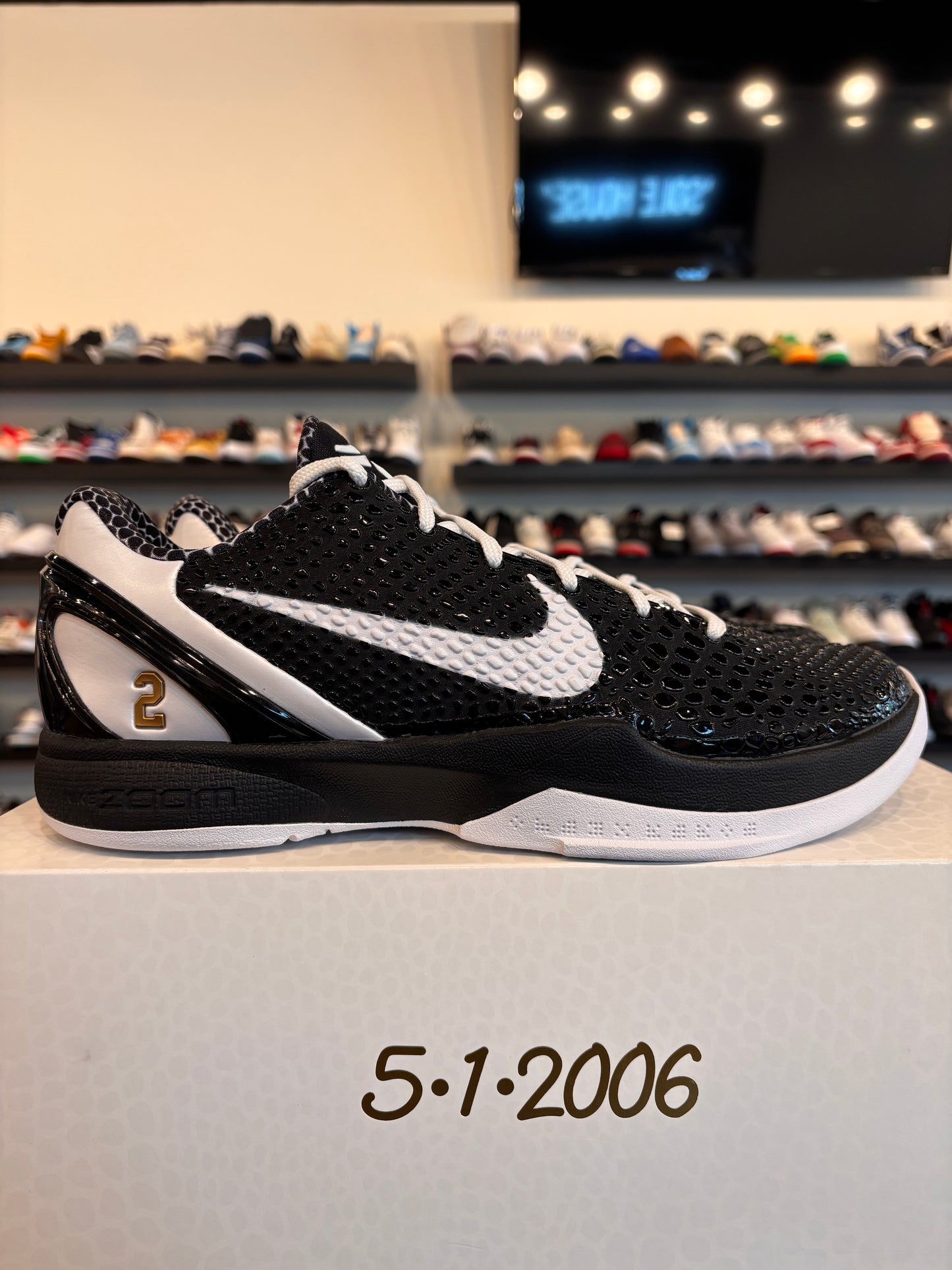 Nike Kobe 6 Protro Mambacita Sweet 16 (Friends & Family) Size 11 Brand New