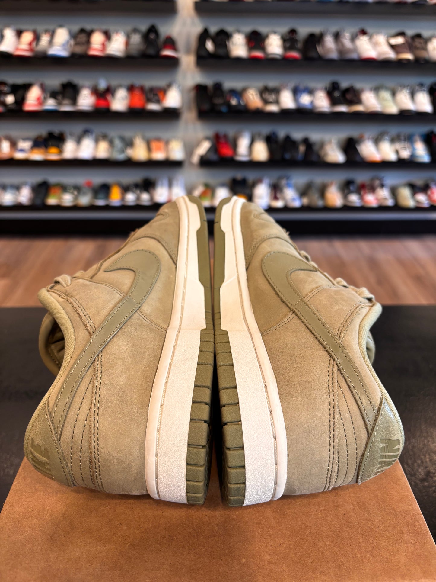 Nike Dunk Low Neutral Olive Size 7 (8.5W) Pre-Owned (No Box)