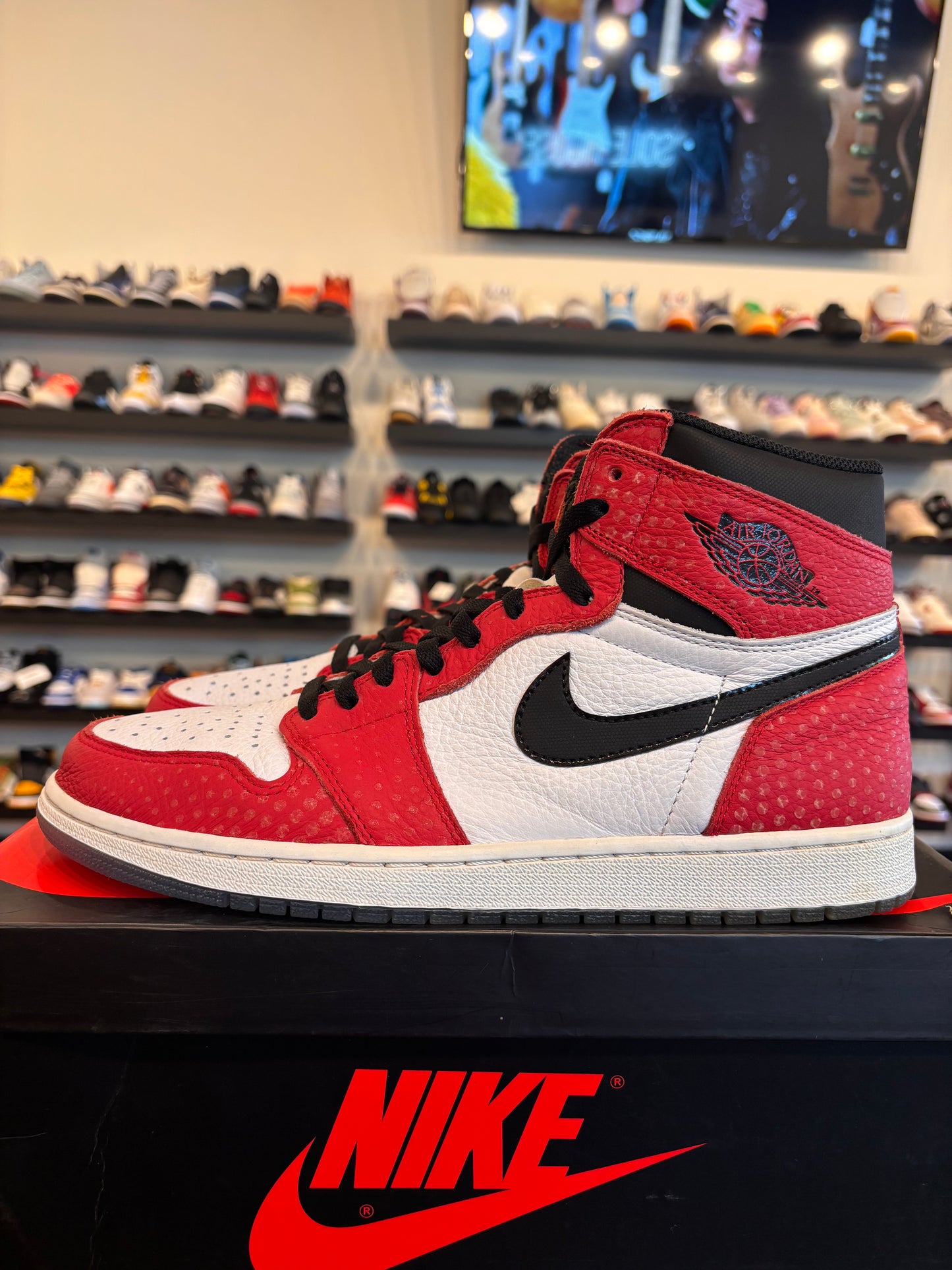 Jordan 1 SpiderMan Origin Story Size 11.5 Pre-Owned